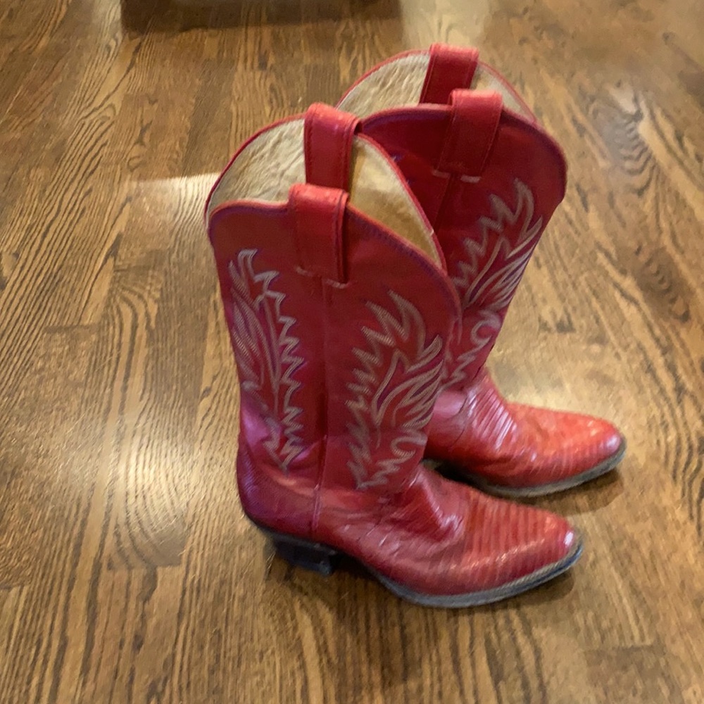 Justin cowboy boots